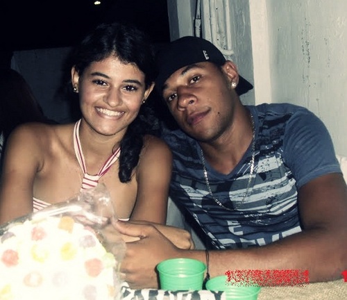 Que nunca esse amor q nos consome va embora ou se acabe! Pois eu te amo e sem vc não vivo! Foi Deus q me entregou de presente vc.