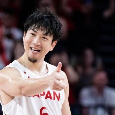 W杯がきっかけでバスケが大好きになりました!!宇都宮ブレックスと比江島選手が大好きです♡おともだちがたくさんできたら嬉しいです☺️宜しくお願いします🙏