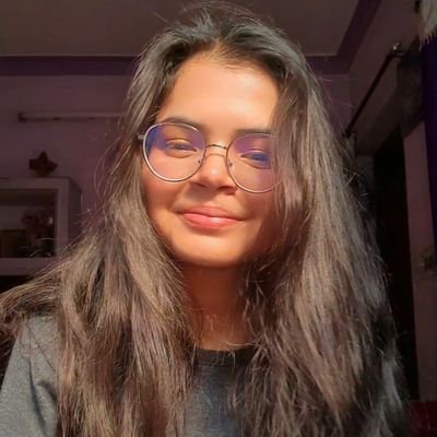 Student 👩🏻🎓 | Marketing geek 🙇🏻 | Loves books 📖 and coffee🧋in the same order.