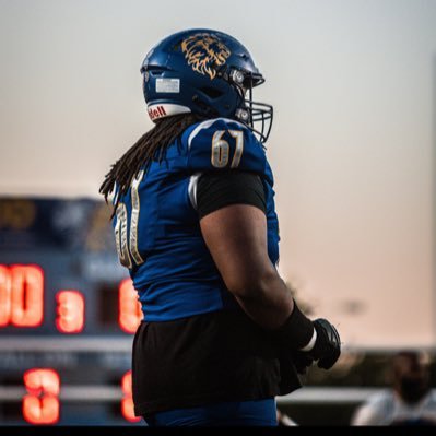 TavinWhitehead's profile picture. 757|VB📍|C/O2024|RT|DE|6’3|305LB|3.1GPA|NCAA ID# 2303808672|Tallwood High School | https://t.co/e7zCoyKjwU