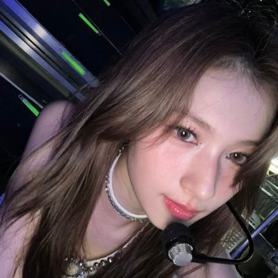cherrybomboli's profile picture. saw twice 07/05 and 04/11