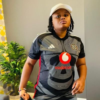 Ndlondlo enophaphe ekhanda ///Portiana   ... Weirdo// Women football// Titan 🔱// (L) GBTQ+//Taurus //Pirates fan//Banyana Banyana//Introvert //.....TACHA