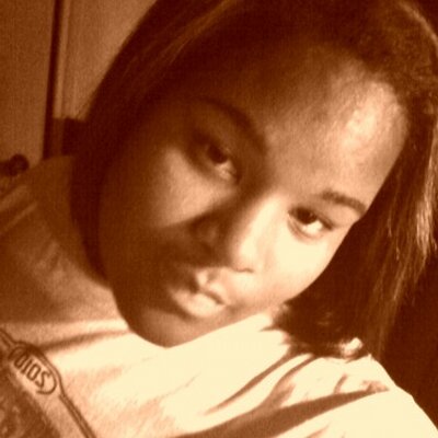 Profile Picture of Samoné Cooper-Smith (@SmithEbonie) on Twitter
