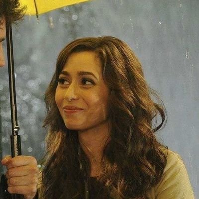 sad / funny (not so much ) girl. SHITPOSTER.
food picture retweet bot