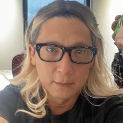 Joshuachong74's profile picture. Design Director