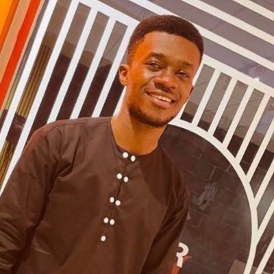 Yirtole's profile picture. Un esprit financier qui danse au rythme de la créativité. Designer graphiste, banquier de formation et community manager.  🎨💼 #Design #FinTech #Community"