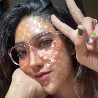 Yustina_dira's profile picture. 