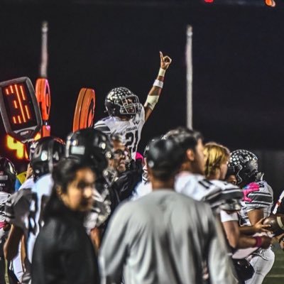 Safety | 40 time: 4.6 | bench: 230| squat:385 | class of 2025 | 3.3 gpa @Fbcougar calebhernandez2007@icloud.com