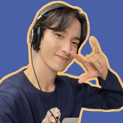 ꜥꜤ ☁¦going ✈ to love for @pledis_17 more to than the infinity. 💎 ༉‧₊ 🩷🩵