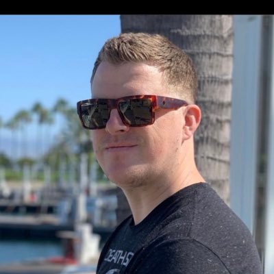 JustWar_'s profile picture. Thrive to Survive
