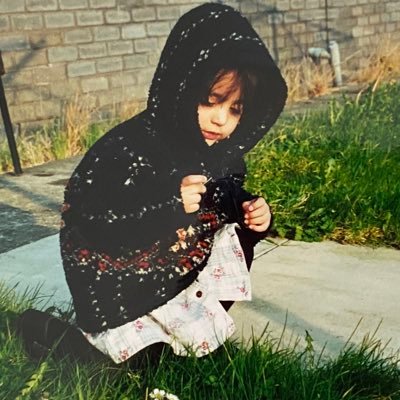 meemkasa's profile picture. 世界は残酷だ それでも君を愛すよ