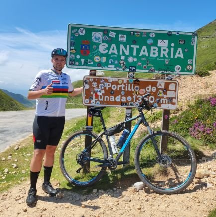 🏀🚵🏞️💪✌😜
Vive el presente sin olvidar el pasado, pero siempre mirando hacia el futuro.