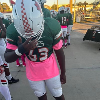 Jeremiah Collier 3.7 gpa 📖/ center 230/ 6’1/Jones high school 🐅 /Class of 2027 /Email @jeremiahcollier87@gmail.com contact number 407-466-1827