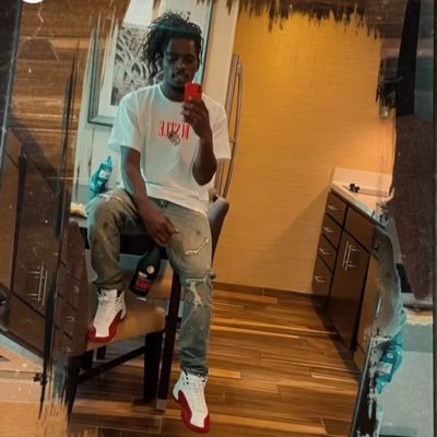 RDE™ 🏚💰📍St.louis, MO ·Culture Translator/Artist BornSavage® ETMG4L™🖤😈⛽ 🆕 2nd TWITTER ACCOUNT