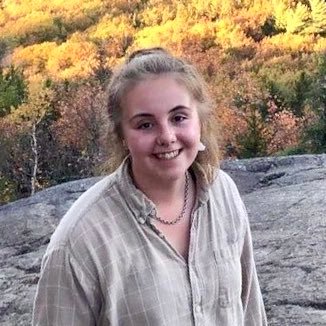 Caitlinillingw2's profile picture. -