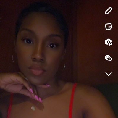 Dreamyeyes87's profile picture. Love & Loyalty #Augustvirgo