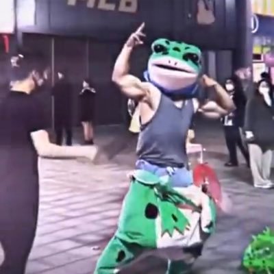 sert yapacaksın, çizgini koyacaksın... Zincirsiz zeka, özüyle buluşan insanın betimlemesidir. ZKM. Pörhaps %2