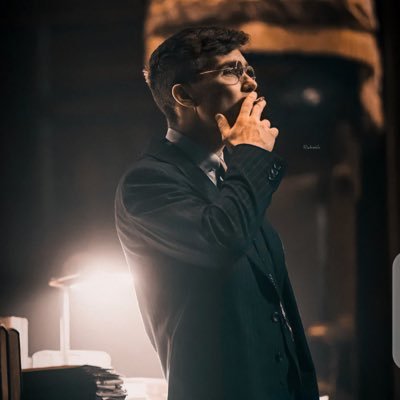 01victormiles's profile picture. YOLo