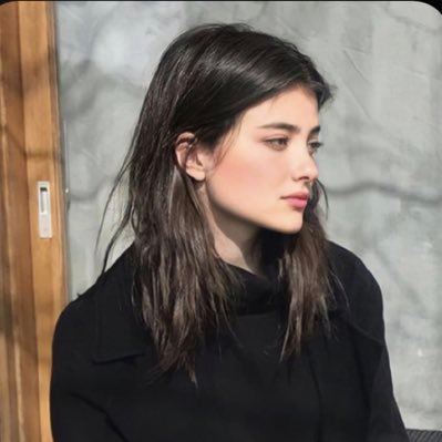 jayln187033's profile picture. 