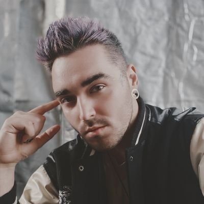 TheSterlibear's profile picture. 6ft Hungarian Idiot 🇭🇺
6k on Insta @Sterlibear 

find me on the links below