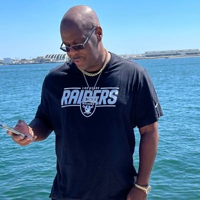 kingcharvance's profile picture.
