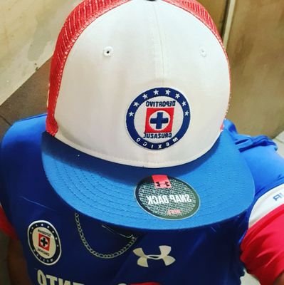 • Cruz Azul Supporter • ExBarraBrava • 10MDB •            🇫🇷SOMOS LA ALEGRÍA DEL BARR10🇲🇽