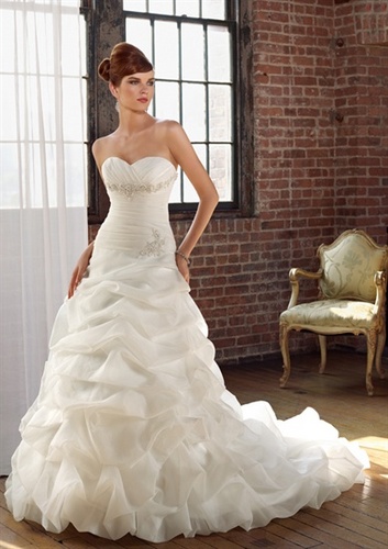 AlyssasBridal's profile picture. Alyssa's Bridal and Tuxedo is a full service salon serving the Tulsa metropolitan area and beyond.