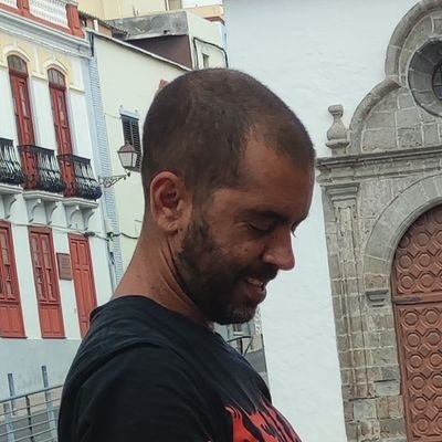 Asturiano canarizàndose. Aquí el repunante intentando redimise, ahí ⬇️soy otro.