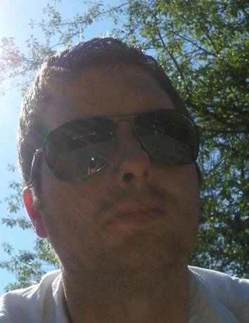 McleanBarry's profile picture. living