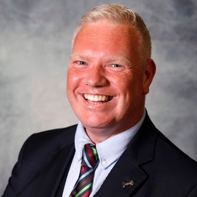 @MedwayTories Councillor for Rainham North with @UKGeorgeP & @kaamartei. Lawyer. Promoted by Wayne R Spring, 200 Canterbury St, Gillingham, ME7 5XG.