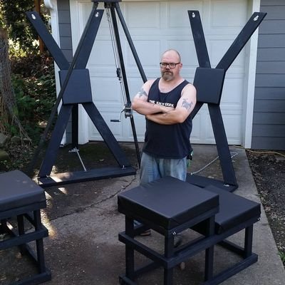 I make kinky toys and furniture I am not a tech geek I am old school comic and sci fi geek. who is also a lifestyle submissive.