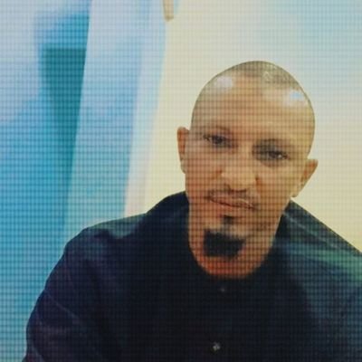 UmarDanlad13's profile picture. Simple and easy going person
