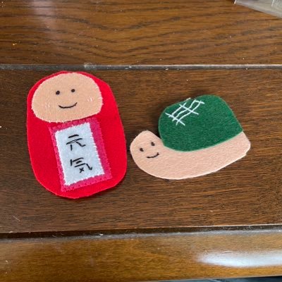 23年9月28日に卵巣がん告知。 10月16日卵巣、子宮、大網、腫瘍摘出手術 11月8日からDC療法予定 漿液性3C。 24年3月からゼジューラにて維持療法中