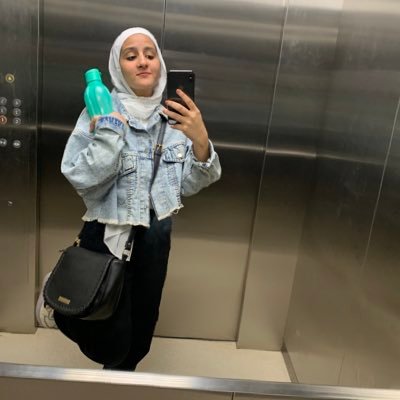 HayaHabashy's profile picture. nefsy 2raby erd bardo🐒🦧