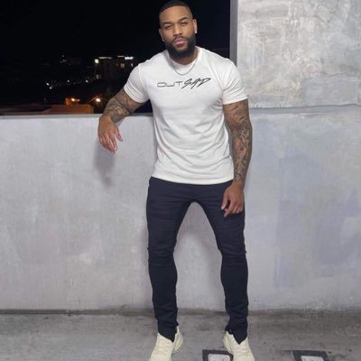 Sugarda79773688's profile picture. Dm If You Need Help Financially 💕 I help Student 👨‍🎓  I help Single Momma ❤️ Shopping 🛍  For House Rent 🏡 I’m Paying $3500 For Weekly Allowance