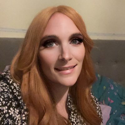 Crazy welsh girl who streams on twitch, I play games badly but always have a laugh. Come and join in the fun https://t.co/6yN030KczJ #clancast