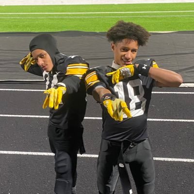 Braydon & Bryson 🏈 WR - Braydon 5’9 138 | CB - Bryson 🏈 Class of 2027 Follow us on IG: @theflemingtwins