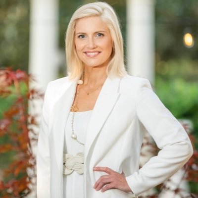 JenniferAdamsFL's profile picture. Sports Mom, Strategic & Purpose-Driven Leader, Communications, Development, Partnerships, Law, Policy & Solution-Focused Gameday Effort — Every Day.