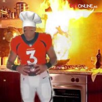 Chef Russ(@BRO_GAINS_) 's Twitter Profile Photo