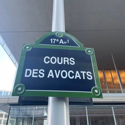 Avocat pénaliste.