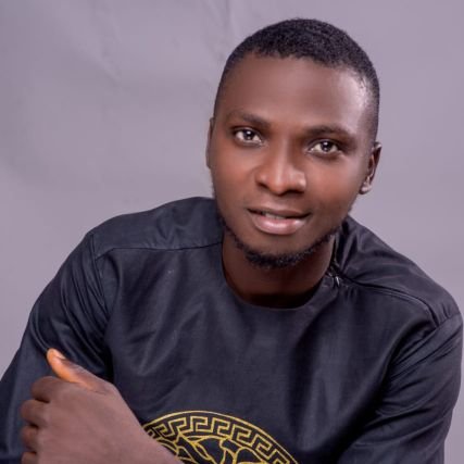 EzeugwuHenry's profile picture. TRCN Certified Teacher