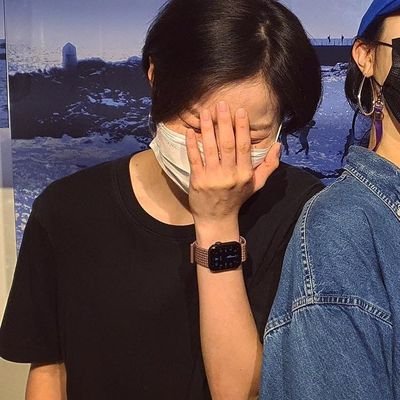 holangi442755's profile picture. 