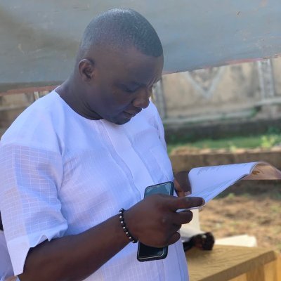 Laboratory Technologist, Quality Control Officer,Teacher, Examiner, Digital Farmer, Entrepreneur, Dlight DSR, Lover of good governance, Big fan of Seyi Makinde