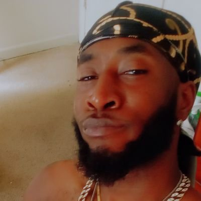 DonsheaCrowley's profile picture. Aye 2 single life😂  I Sing /Rap  🖤PS4-5 & horror Movies  Marvel/DC
🎹 ,Snap : Dashawnsnow
I'm Goofy Asf & A Real Nigga 
💸ap $Crolocs 
DM for Etc