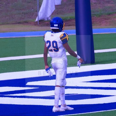 | 6’0 175| C/O 2027 DB, LB Rickards High School |TLH FL|850-755-3724 DM’s open