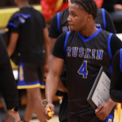 5’10, 193p,Guard, 2 guard, Ruskin high-school, ‘23, 2.8 gpa (unsigned senior) “23 Ruskin highschool 816-768-7395 IG-Bandedup.Rob 2anti4u@gmail.com