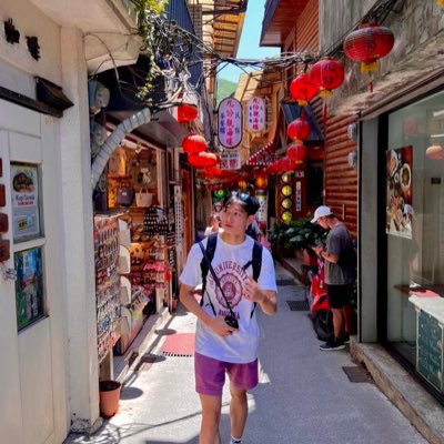 Ads Eradicator❌ | Helping eCom brands grow Organically with TikTok I Tweets about Content Creation, Copywriting, Productivity