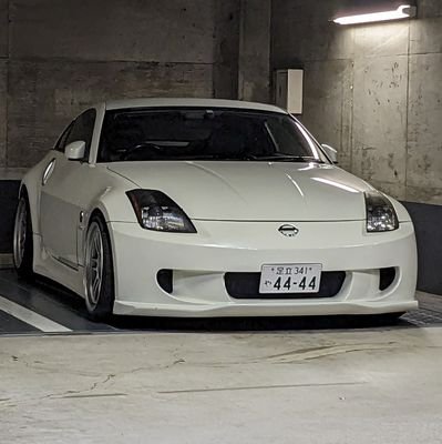 renju_z33's profile picture. 27歳/都内カツカツZ33オーナー/車に詳しく無いので温かく見守ってください/無言フォロー失礼します