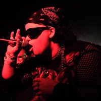SUZ (@suztypebeat) 's Twitter Profile
