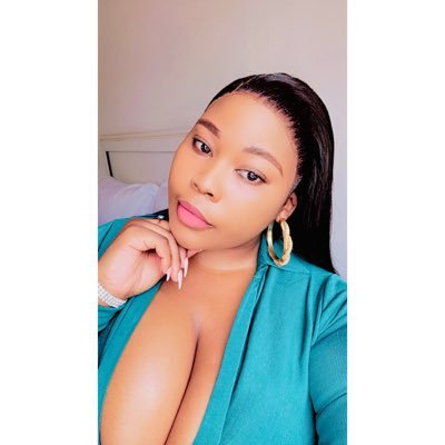 🇿🇦 A Zulu Queen 🫅 https://t.co/u2jyScno9U I don’t have money I’m not a rich sugamama please😂😂